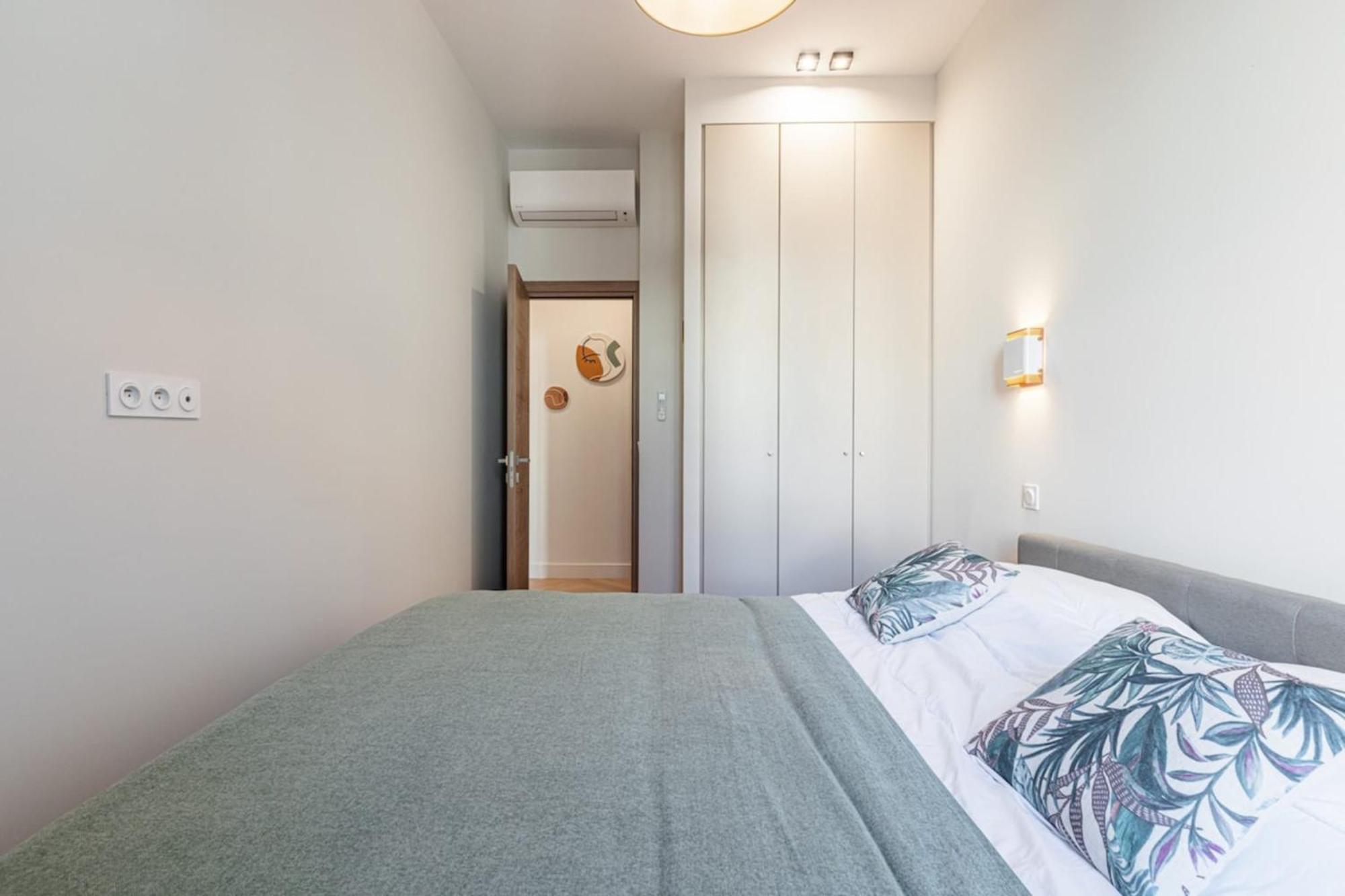 Philibert - Traditional Apart With Historical Fresco Niza Exterior foto